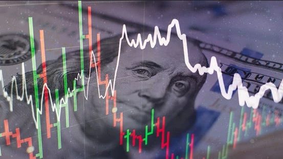 Strong Dollar Threatens Emerging Market Bonds, Investors Warn